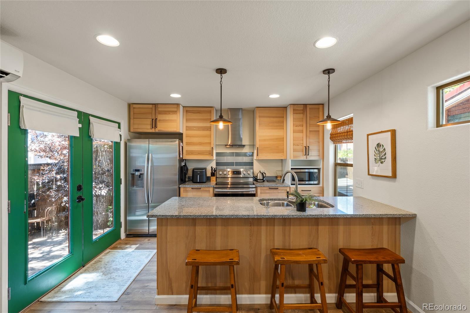 MLS Image #23 for 1819 w pikes peak avenue,colorado springs, Colorado