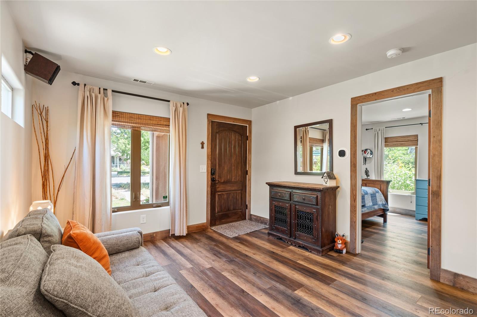 MLS Image #5 for 1819 w pikes peak avenue,colorado springs, Colorado