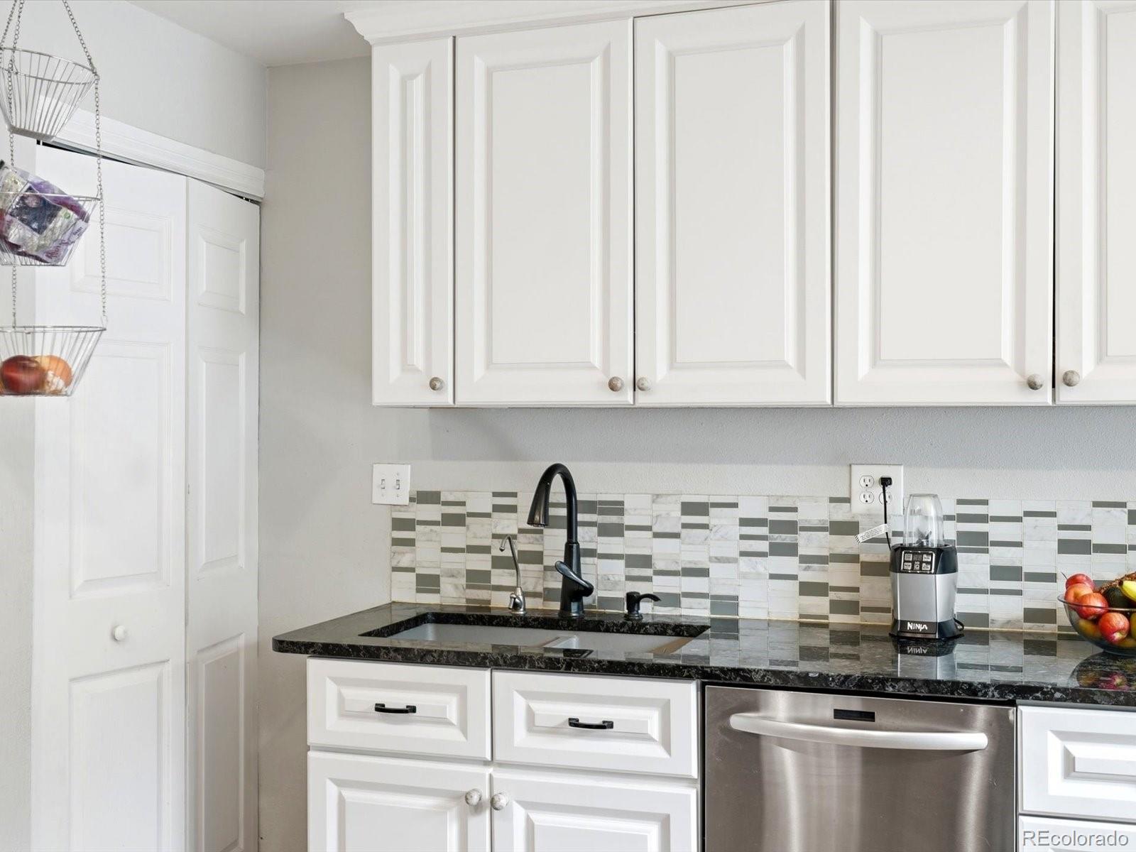 MLS Image #9 for 7  periwinkle ,littleton, Colorado