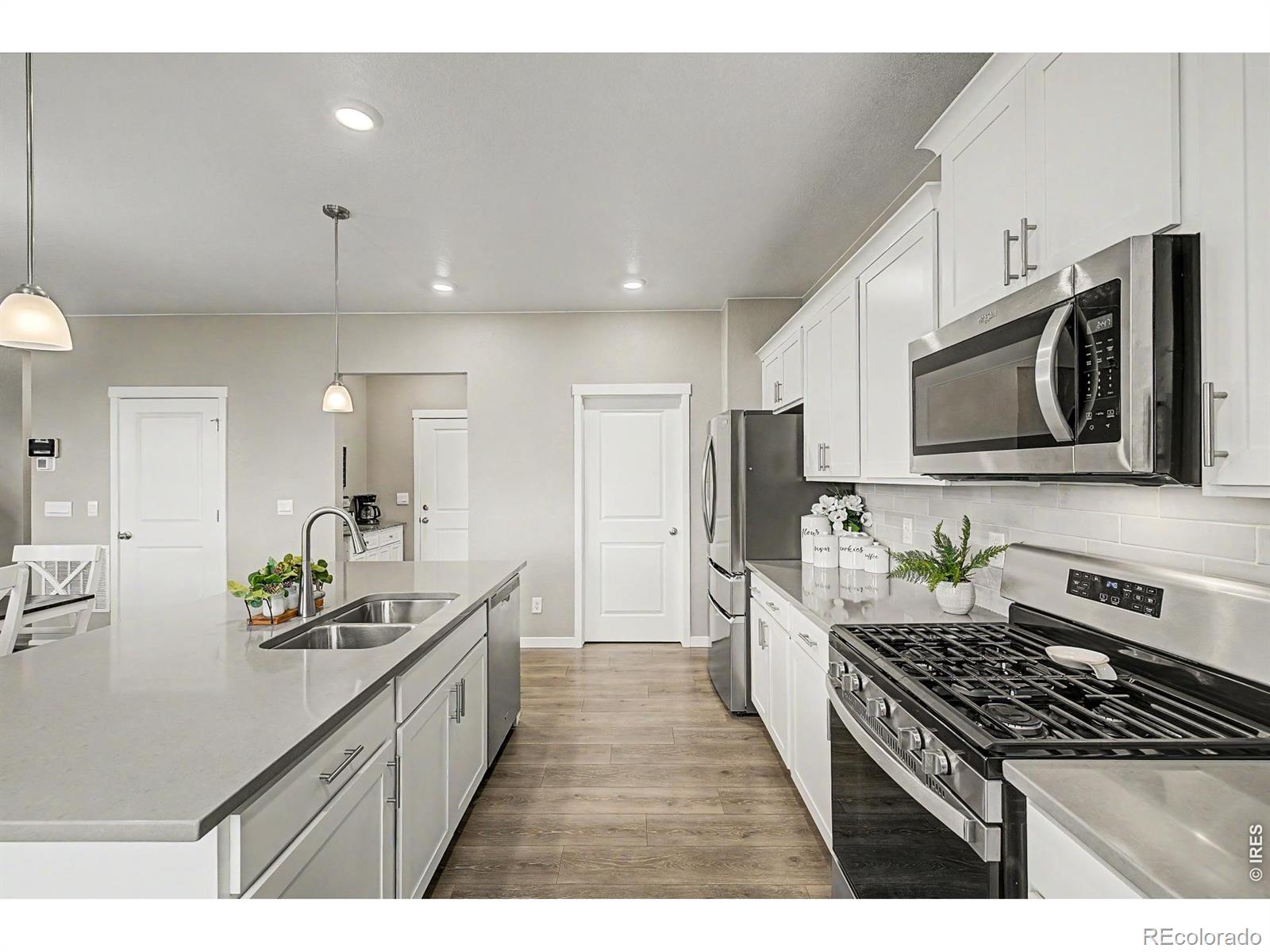 MLS Image #21 for 15704  roslyn street,thornton, Colorado