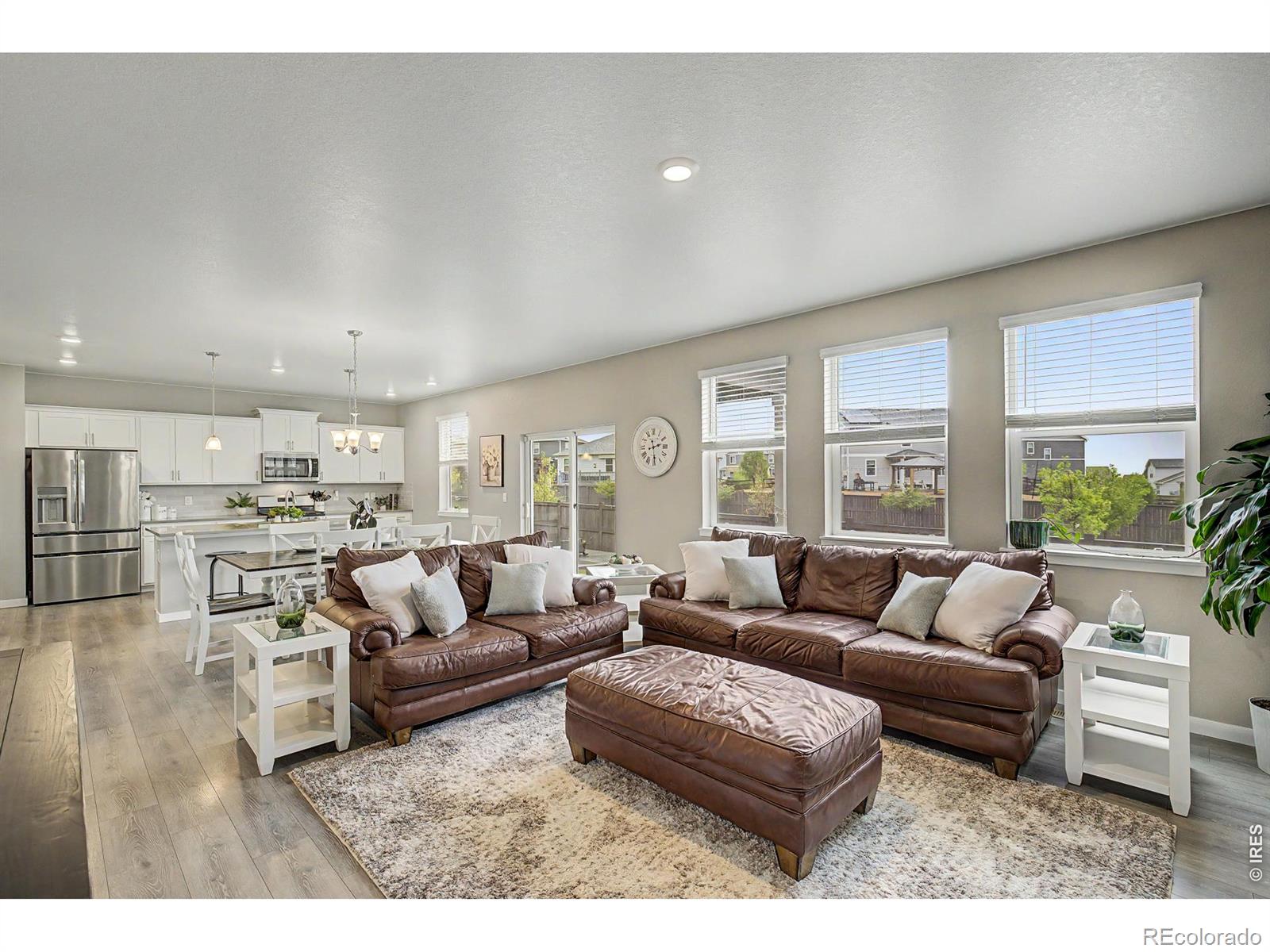 MLS Image #9 for 15704  roslyn street,thornton, Colorado