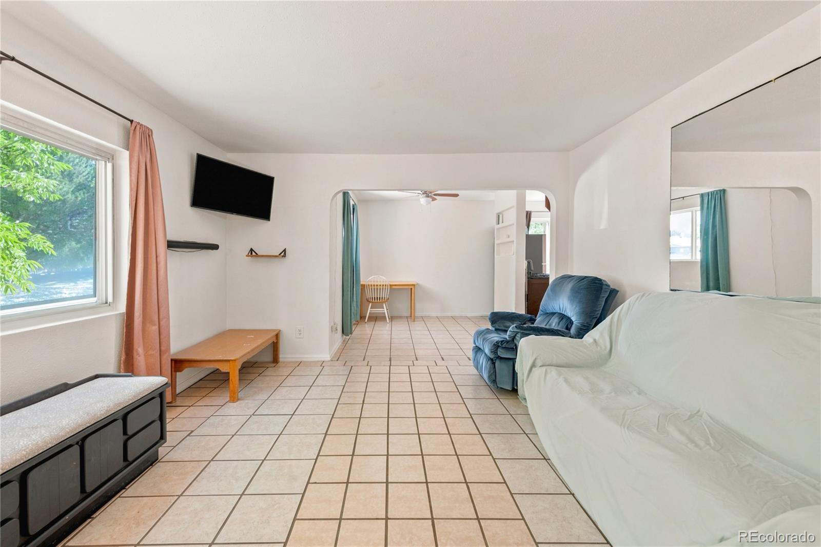 MLS Image #3 for 1070  elm place,denver, Colorado