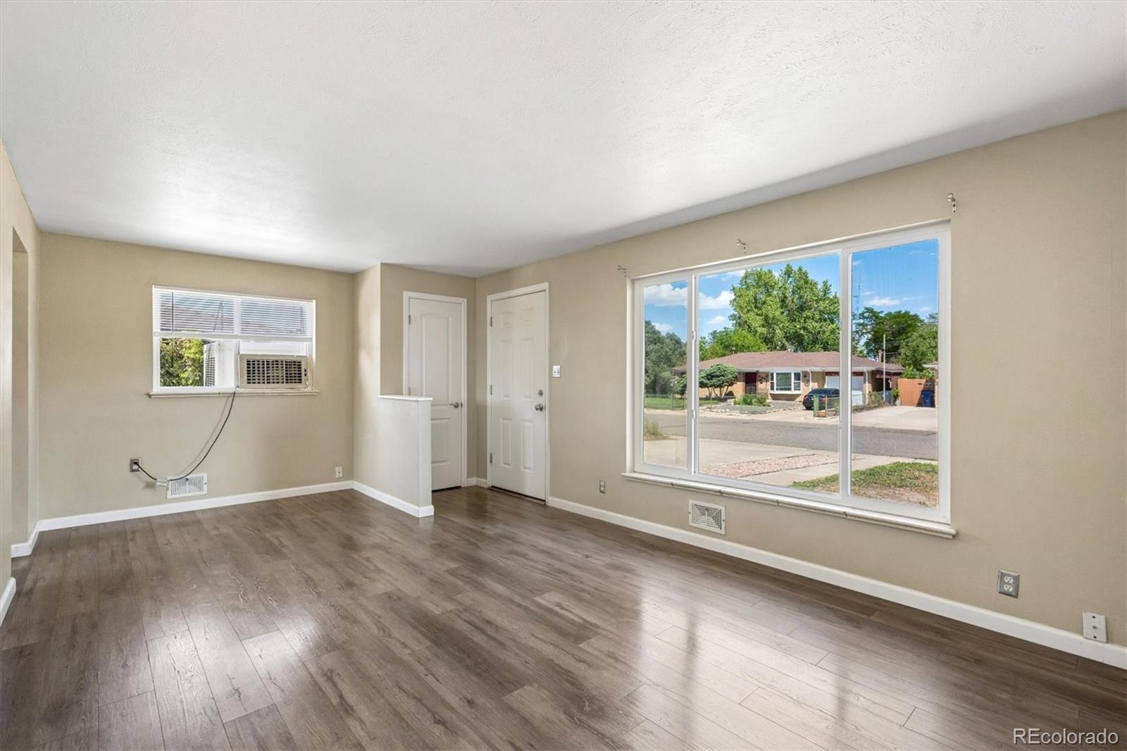 MLS Image #3 for 3177  ursula street,aurora, Colorado