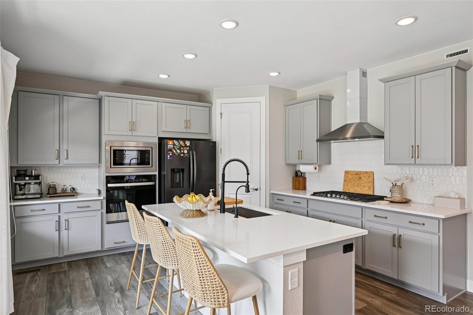 MLS Image #14 for 8491  hotchkiss loop,littleton, Colorado