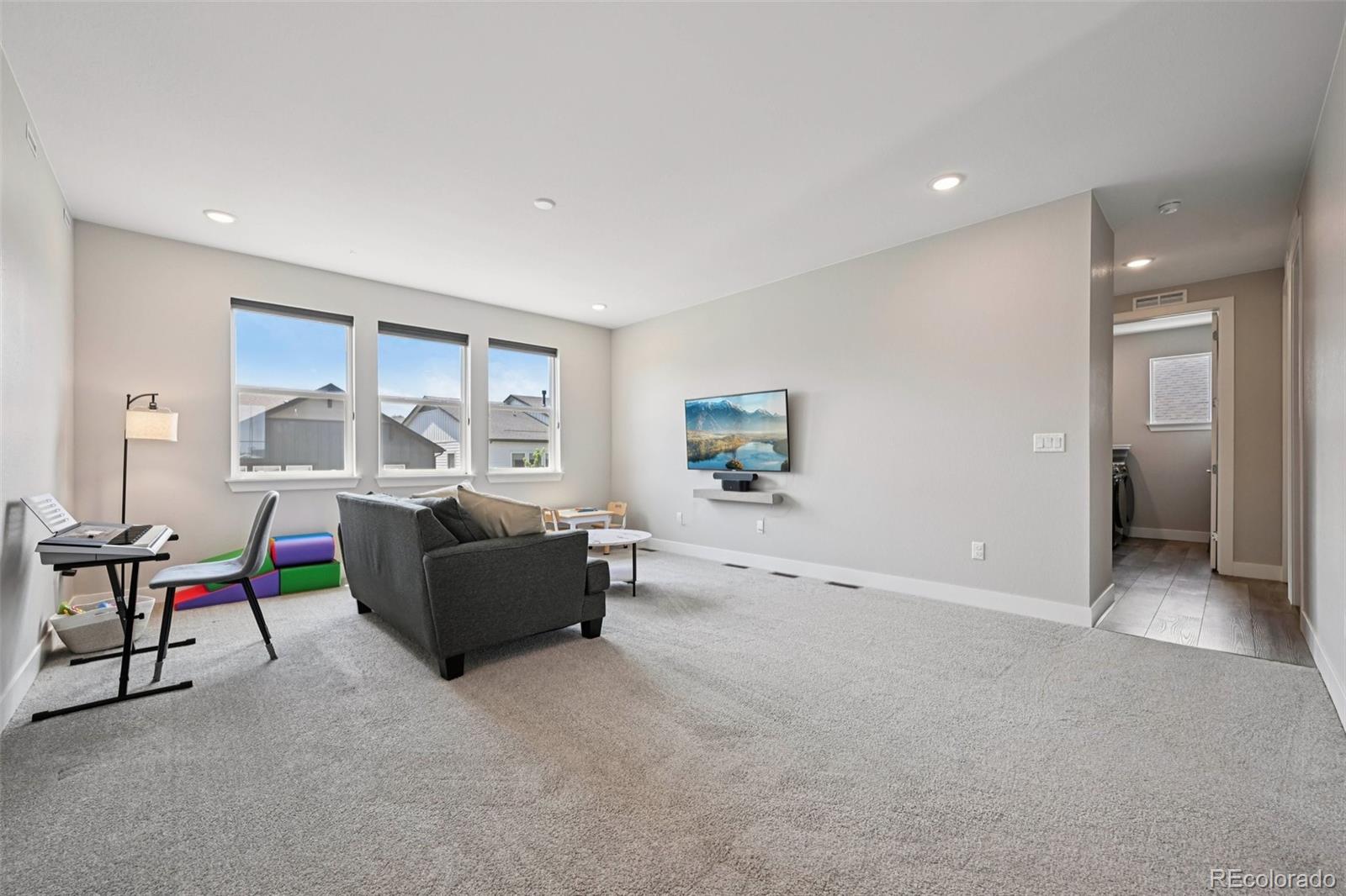 MLS Image #28 for 8491  hotchkiss loop,littleton, Colorado