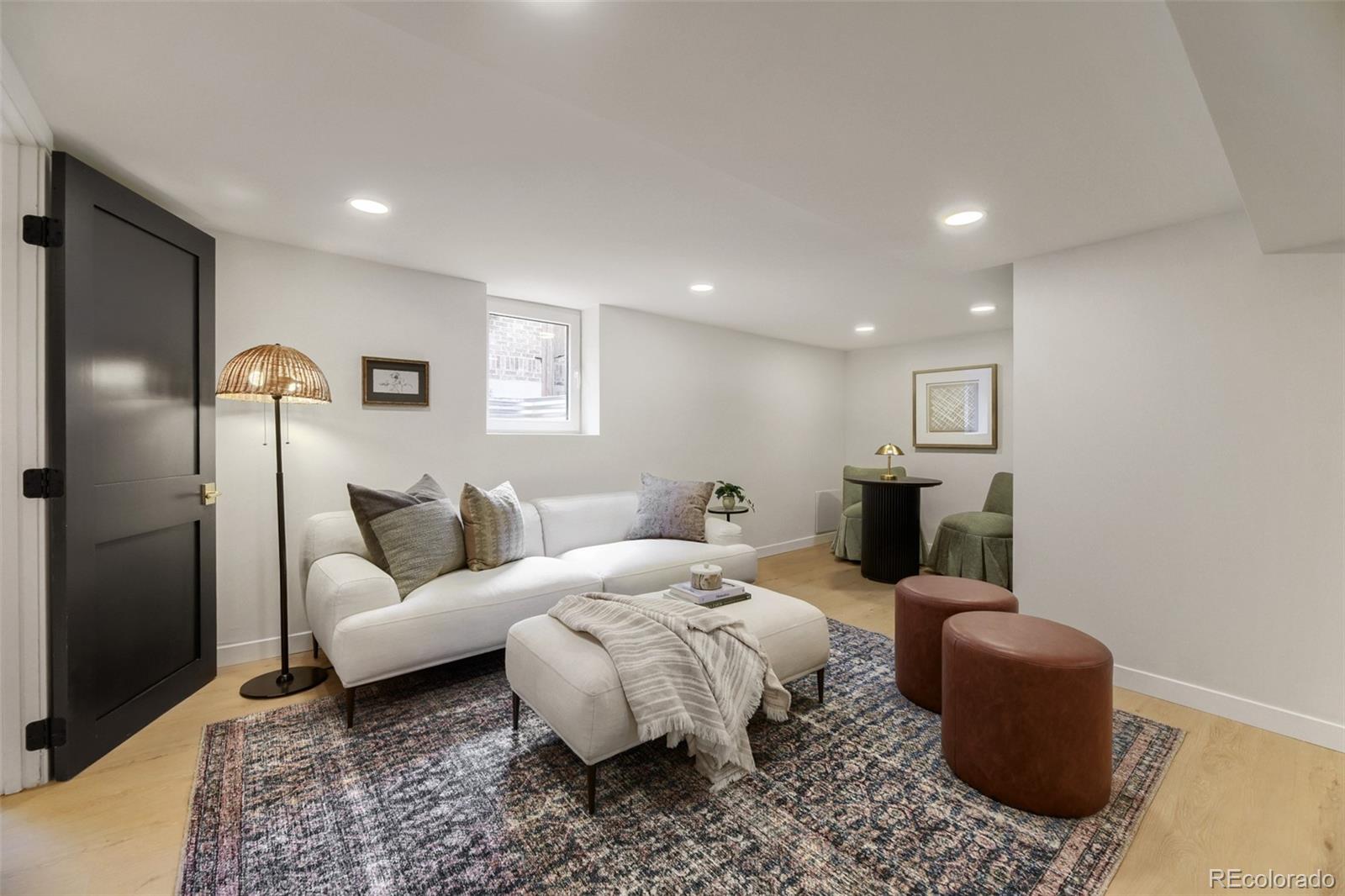 MLS Image #11 for 1753 s grant street,denver, Colorado