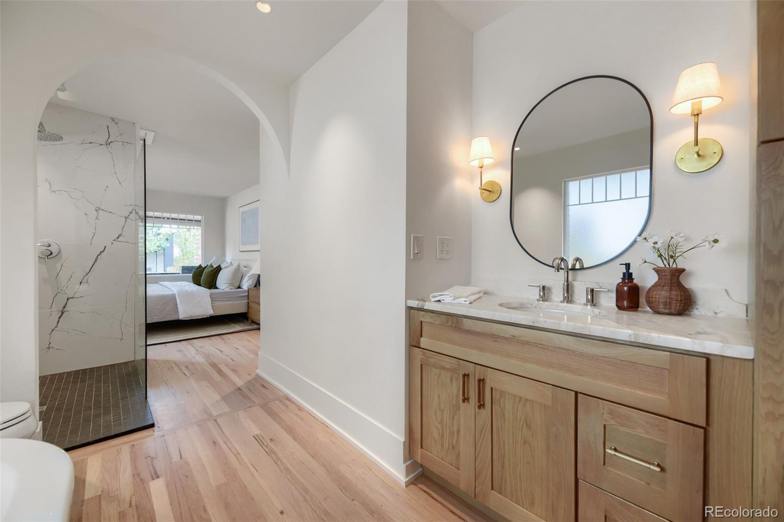 MLS Image #9 for 1753 s grant street,denver, Colorado