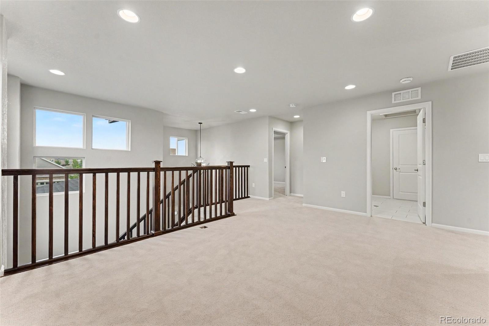 MLS Image #15 for 6687 w jewell place,denver, Colorado