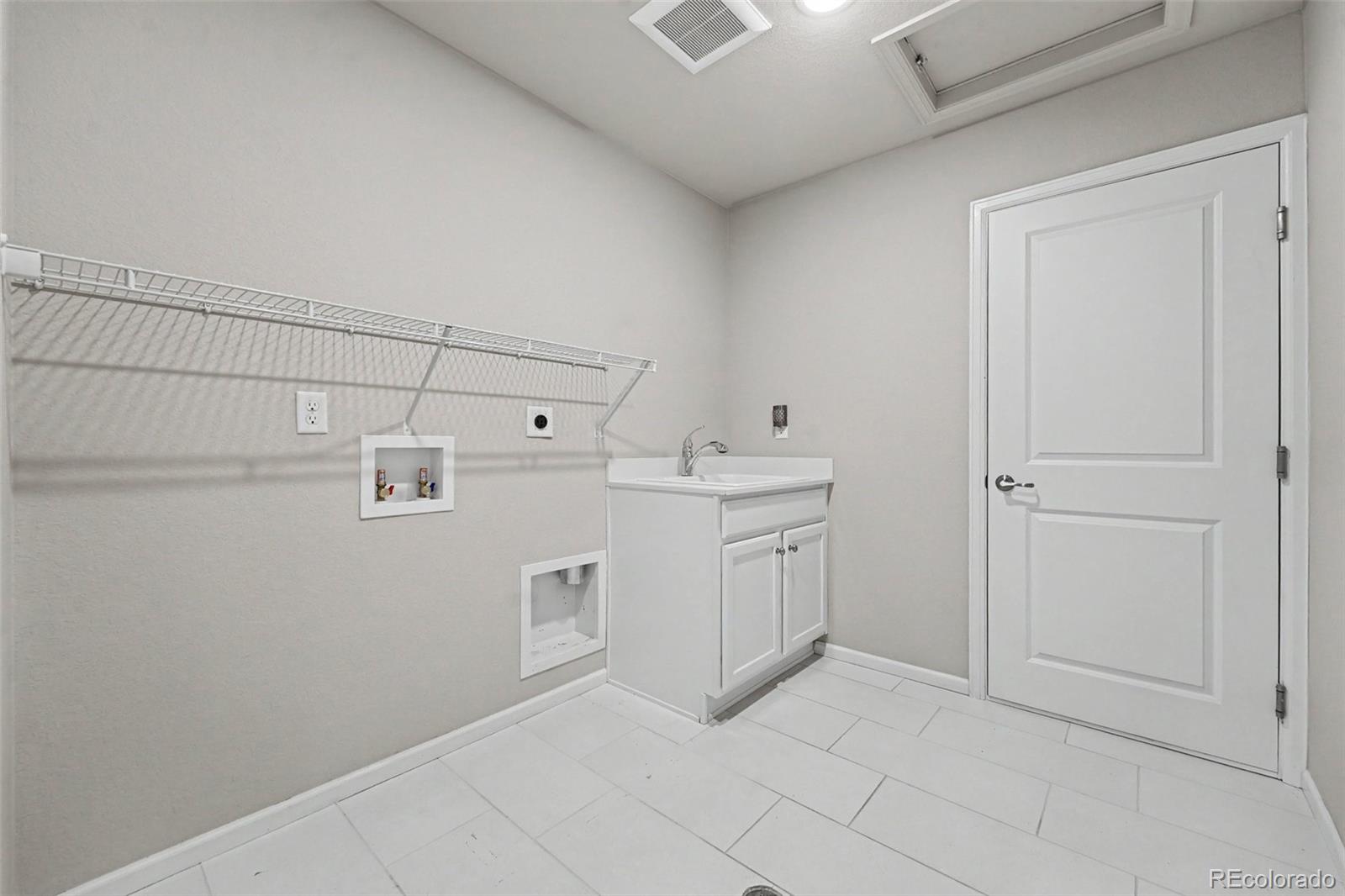 MLS Image #22 for 6687 w jewell place,denver, Colorado