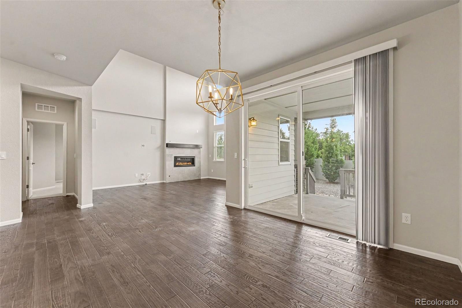 MLS Image #5 for 6687 w jewell place,denver, Colorado