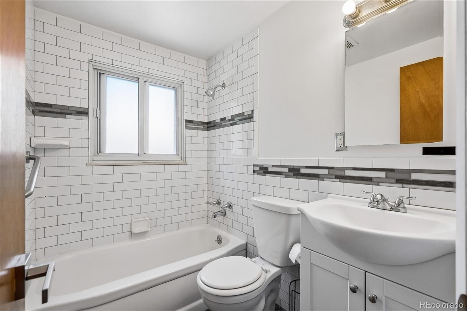 MLS Image #19 for 13473  fitzsimons way,aurora, Colorado