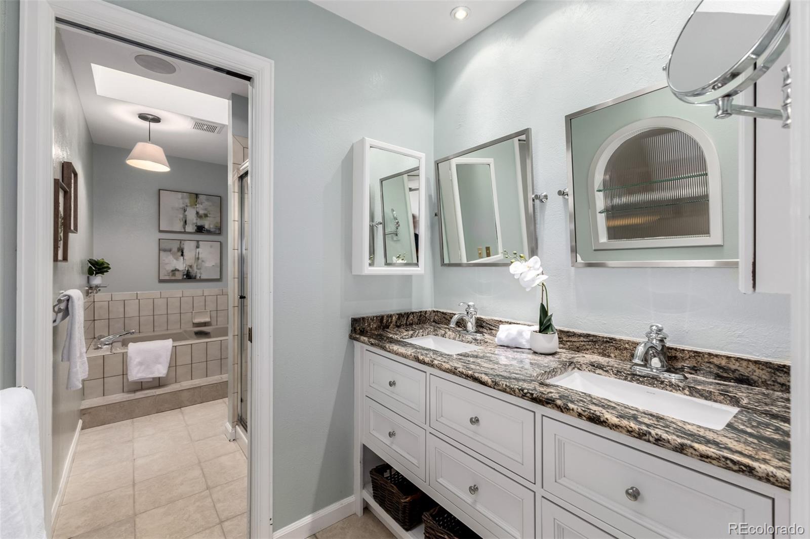 MLS Image #19 for 222 s marion parkway,denver, Colorado