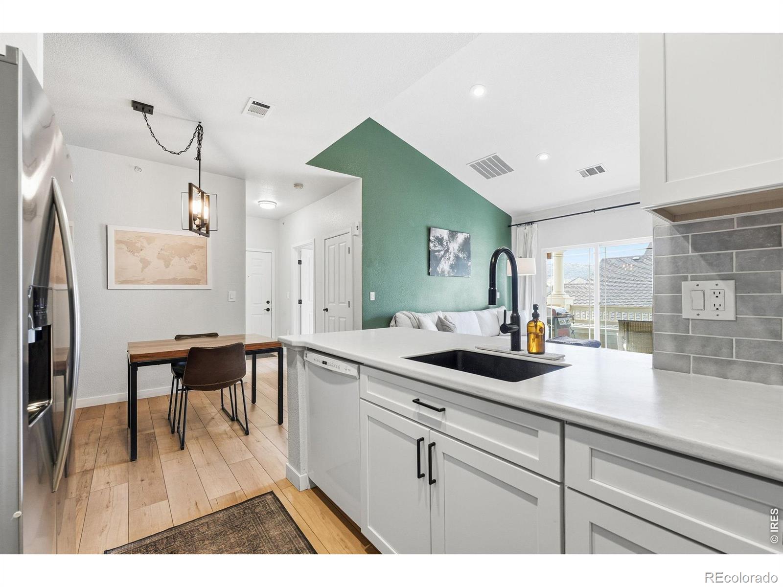 MLS Image #2 for 8329 s independence circle,littleton, Colorado