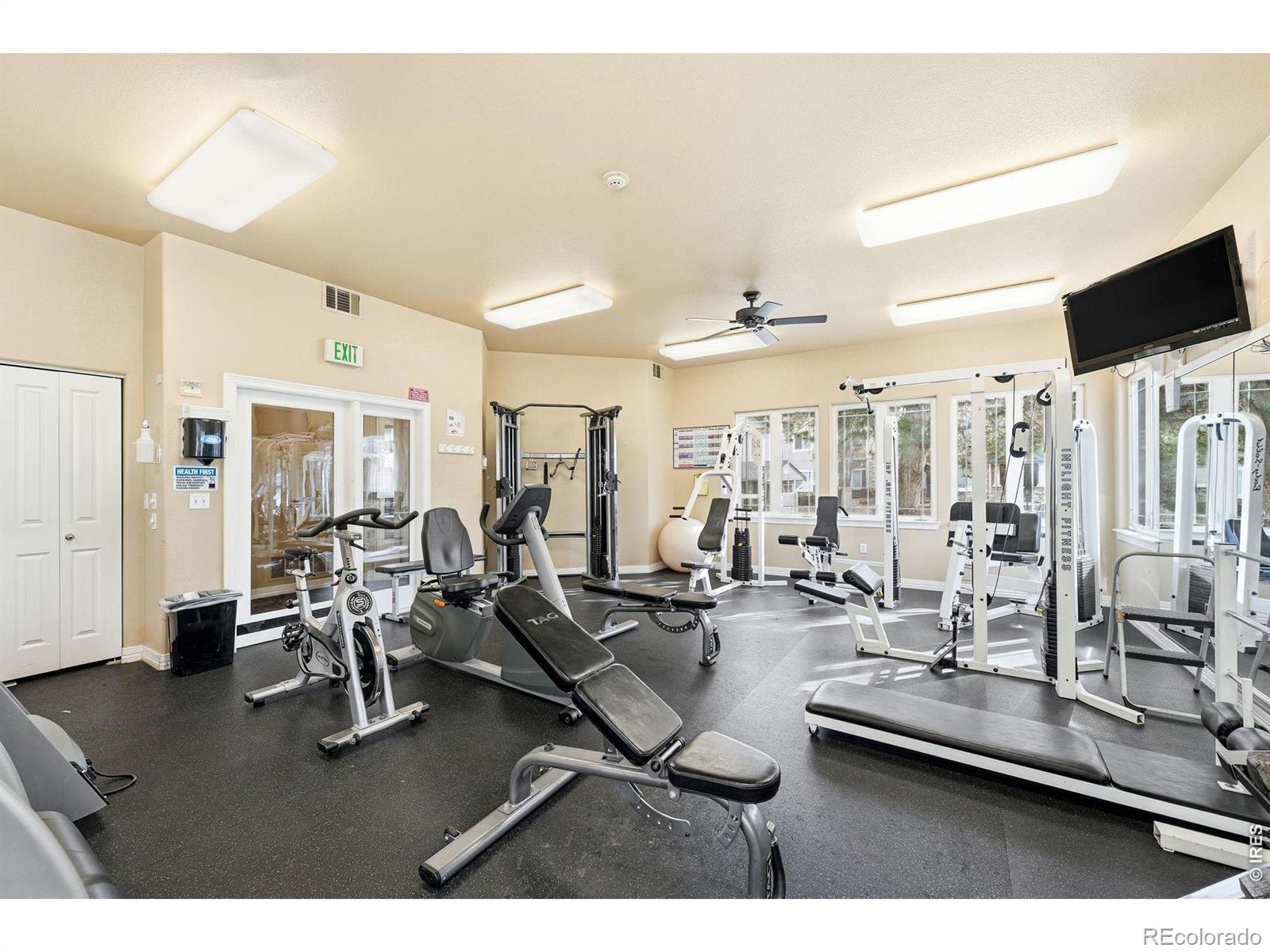 MLS Image #29 for 8329 s independence circle,littleton, Colorado