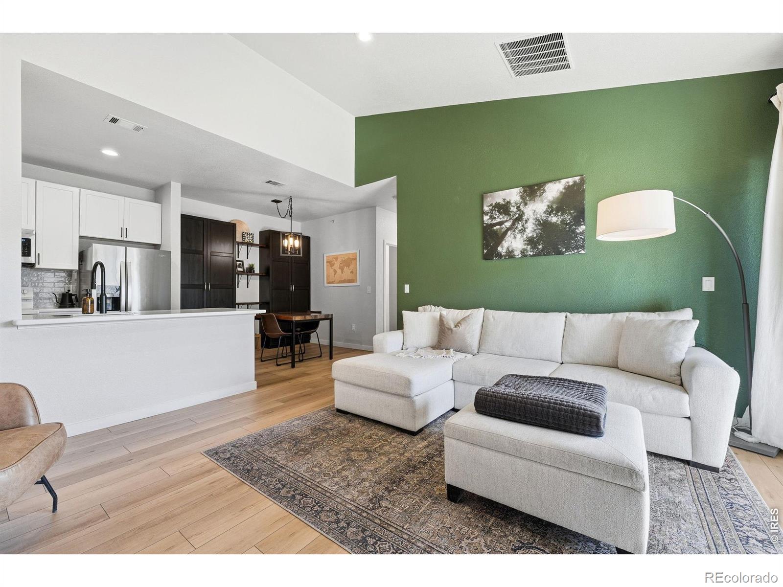 MLS Image #7 for 8329 s independence circle,littleton, Colorado