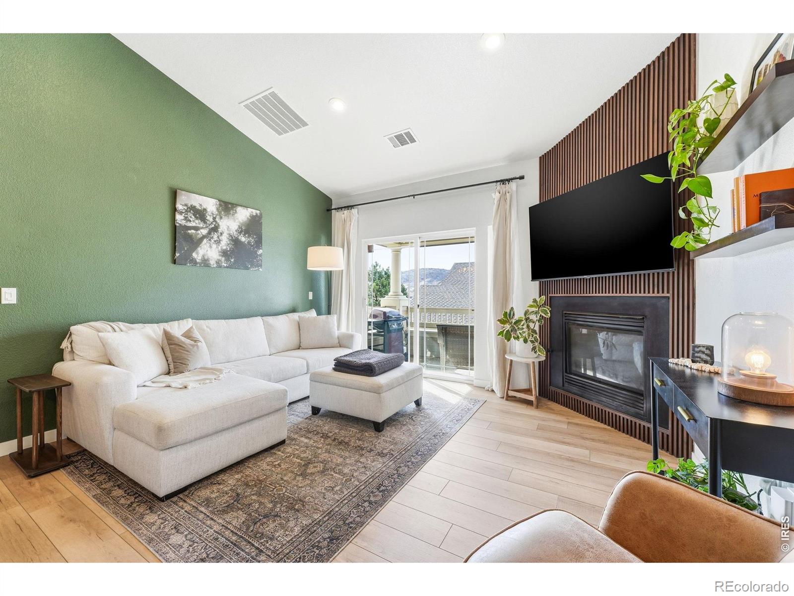 MLS Image #9 for 8329 s independence circle,littleton, Colorado