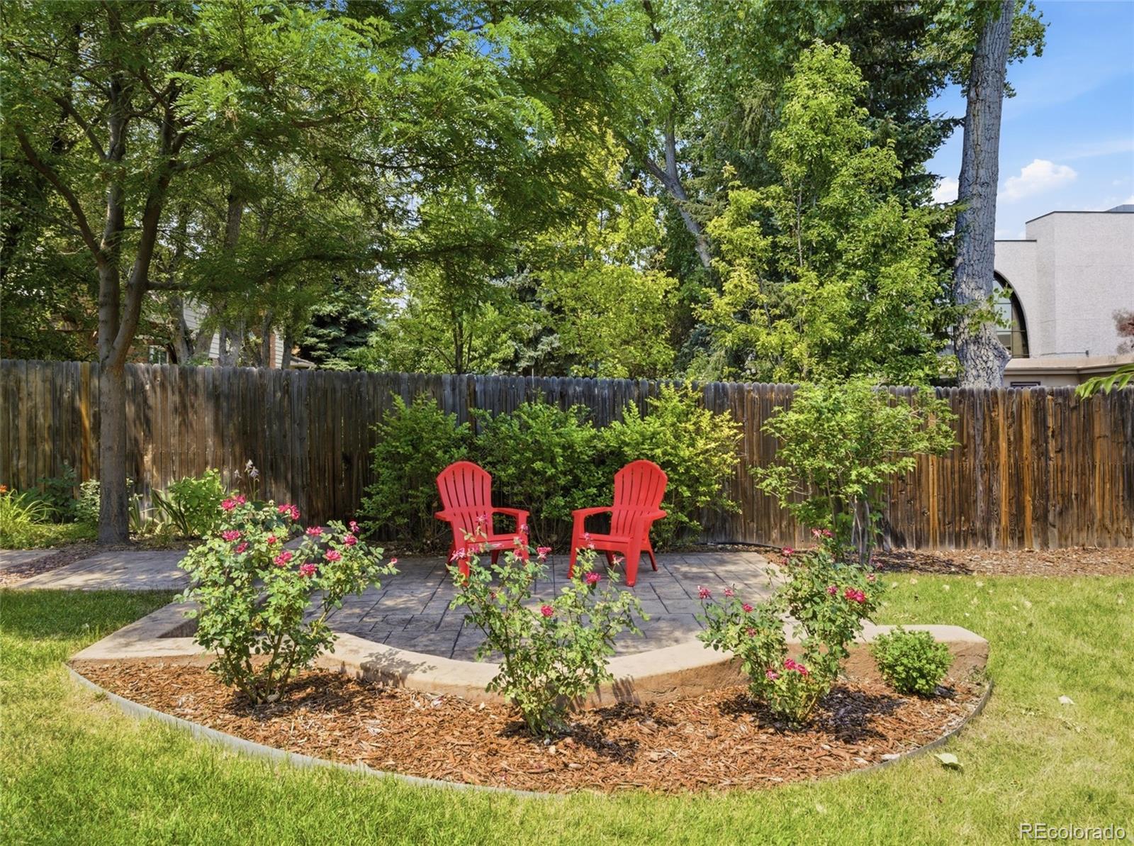 MLS Image #13 for 6651 e ithaca place,denver, Colorado