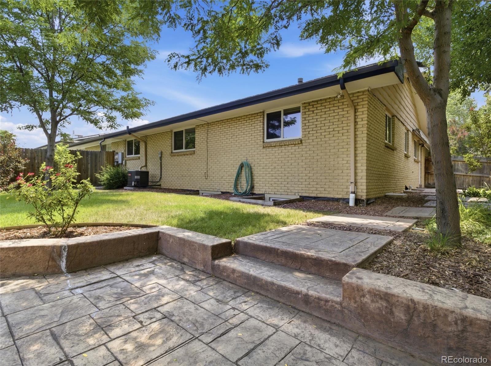 MLS Image #20 for 6651 e ithaca place,denver, Colorado