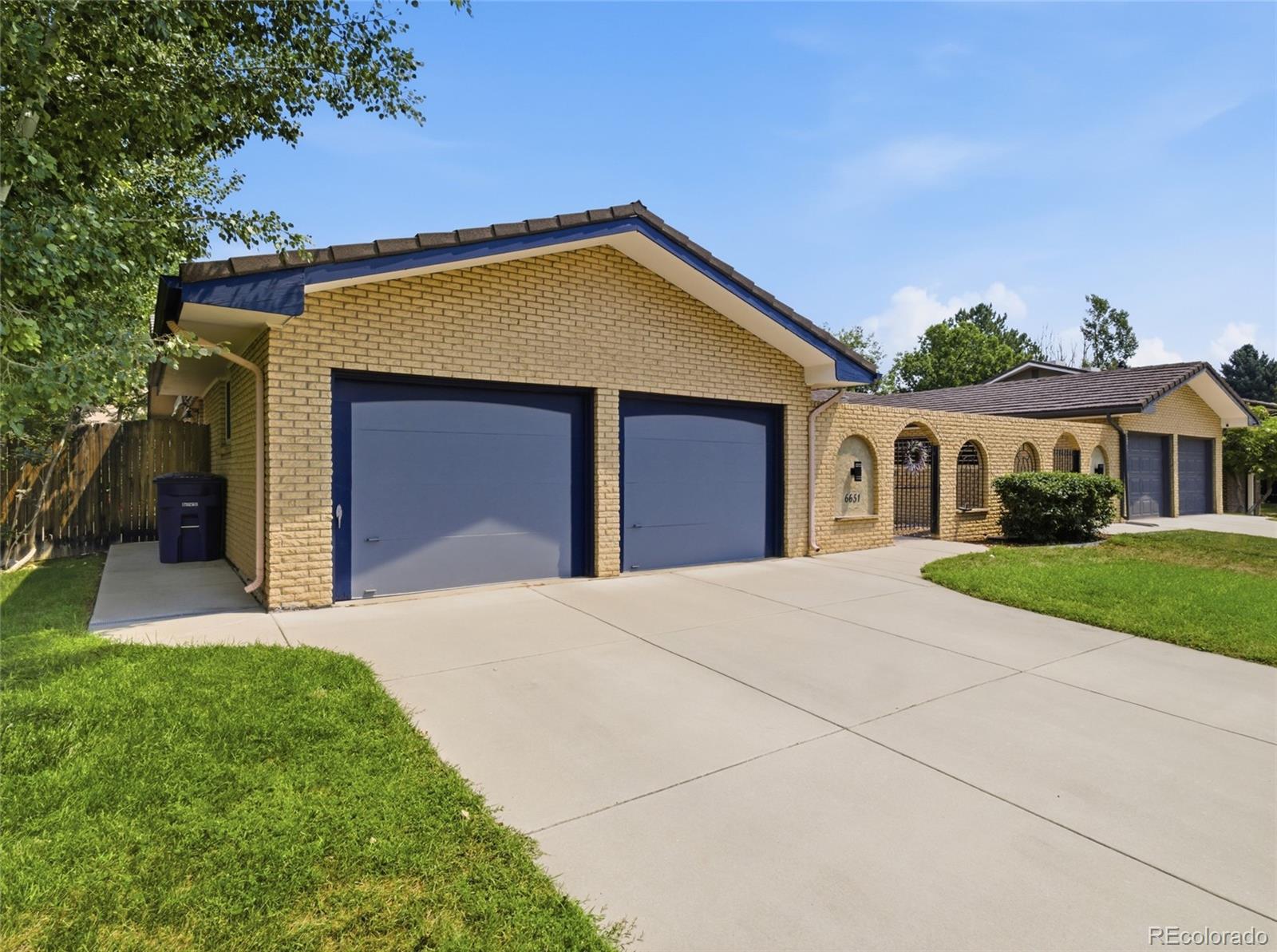 MLS Image #6 for 6651 e ithaca place,denver, Colorado