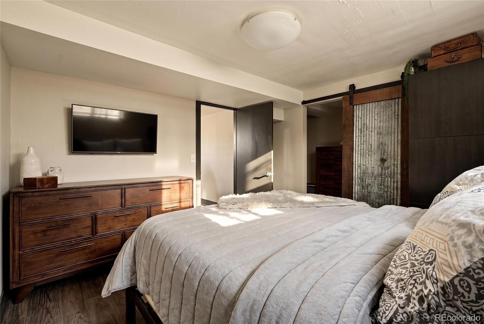 MLS Image #17 for 4921 w 34th avenue,denver, Colorado