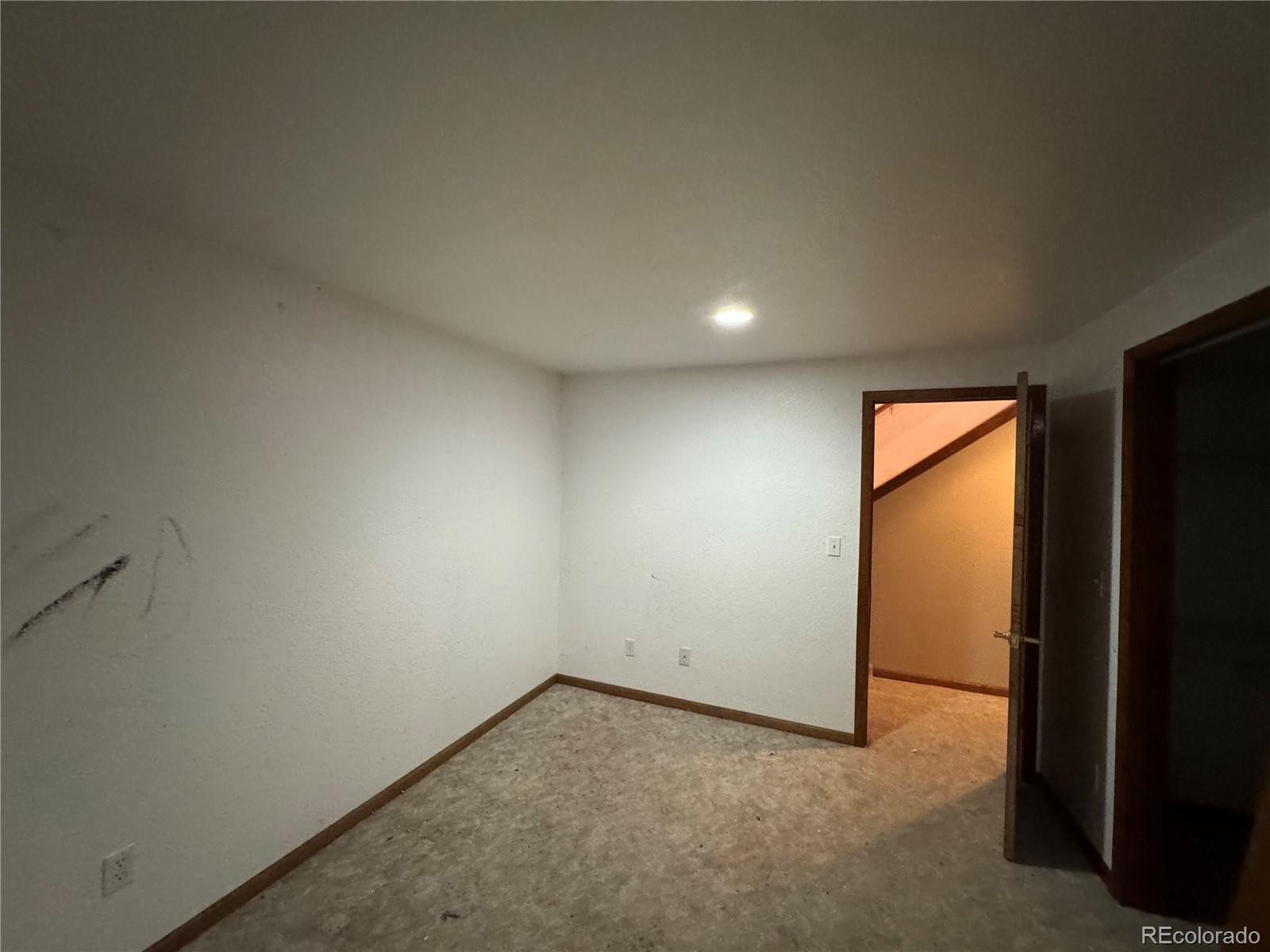 MLS Image #10 for 90 s dickson street,keenesburg, Colorado