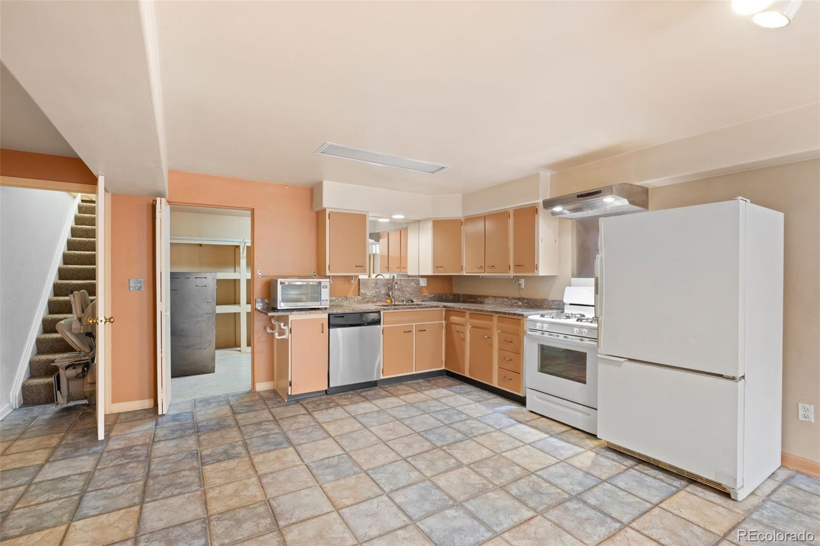 MLS Image #17 for 405 e sutton circle,lafayette, Colorado