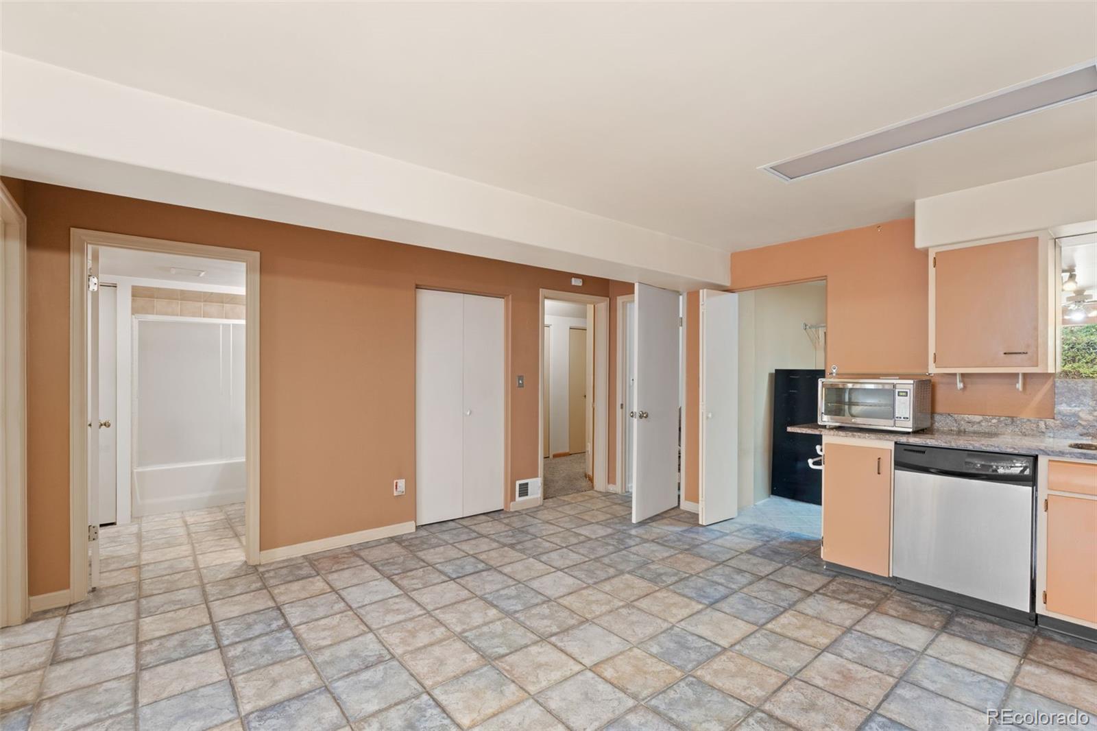 MLS Image #18 for 405 e sutton circle,lafayette, Colorado