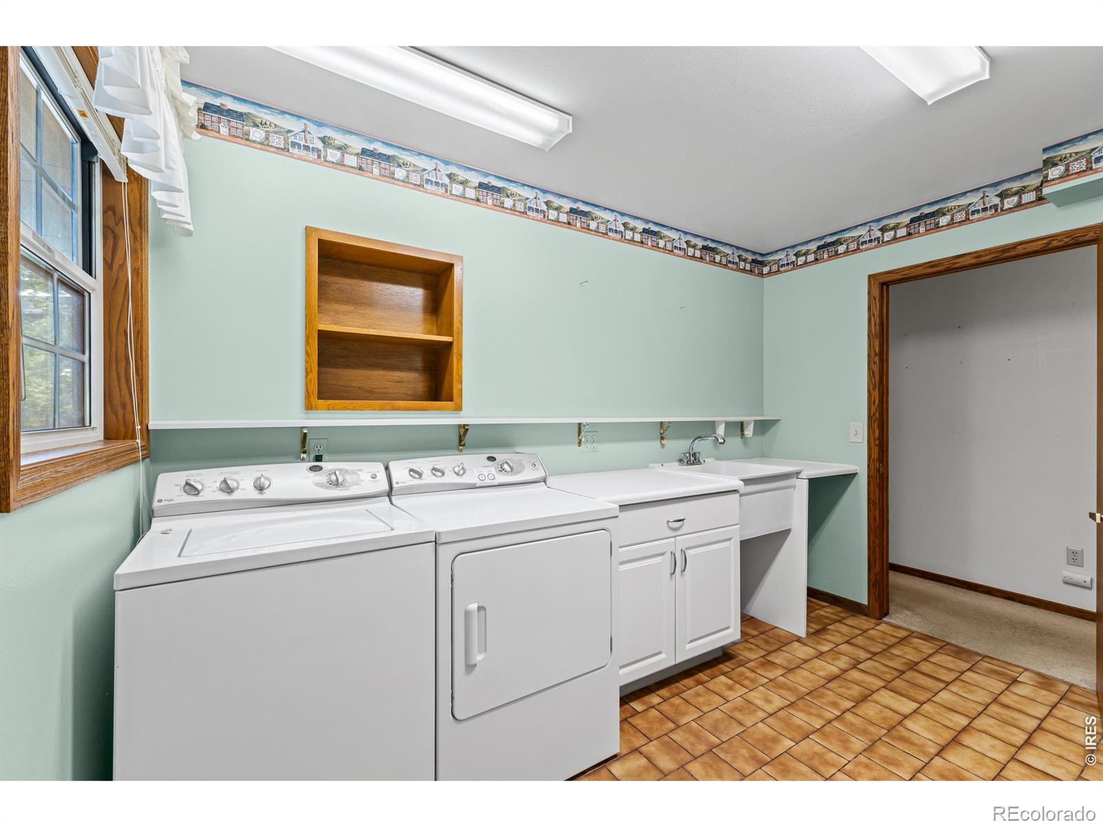 MLS Image #10 for 513  mail creek court,fort collins, Colorado