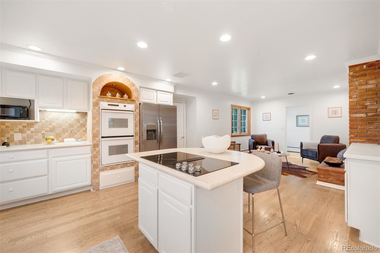 MLS Image #15 for 2290 e columbia place,denver, Colorado