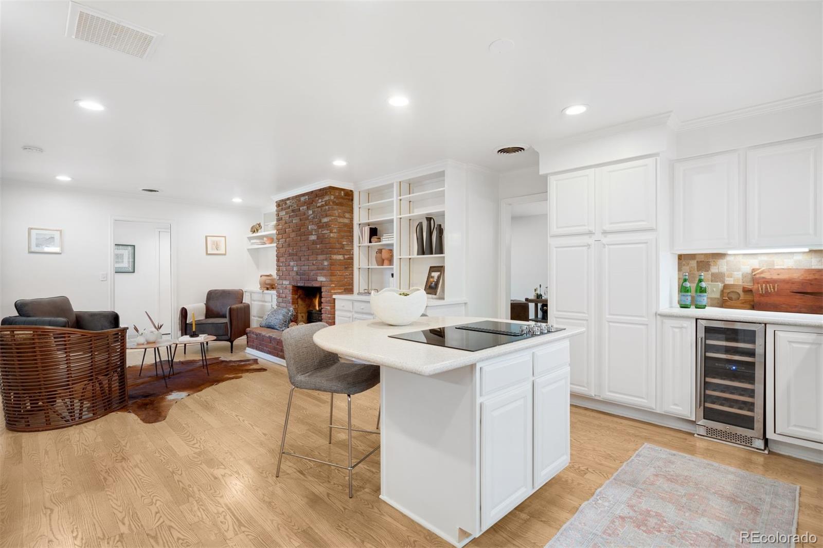 MLS Image #16 for 2290 e columbia place,denver, Colorado
