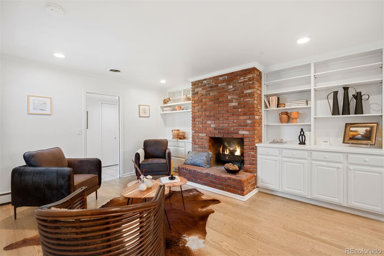 MLS Image #17 for 2290 e columbia place,denver, Colorado