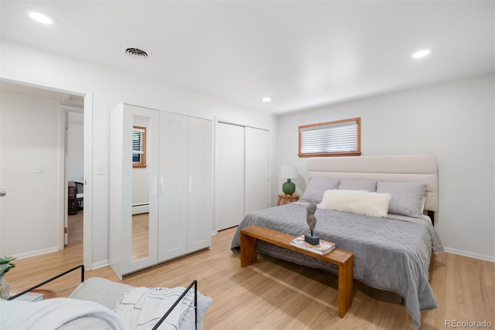MLS Image #18 for 2290 e columbia place,denver, Colorado