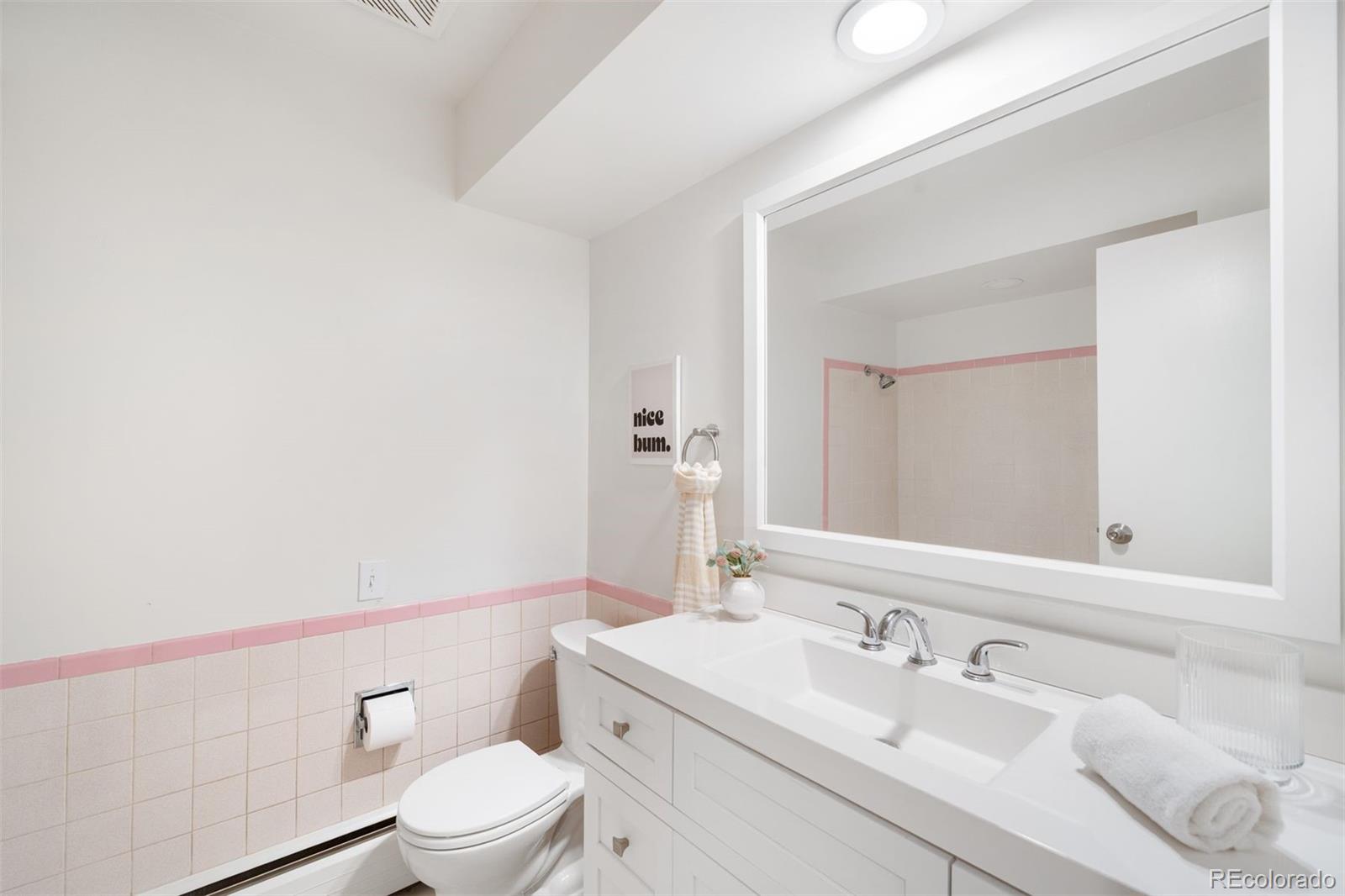MLS Image #24 for 2290 e columbia place,denver, Colorado