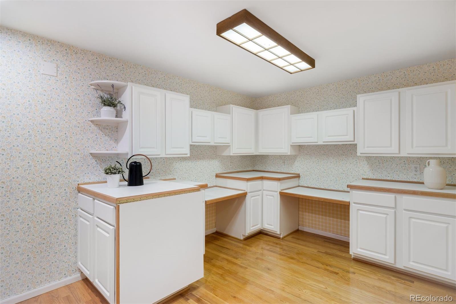 MLS Image #32 for 2290 e columbia place,denver, Colorado