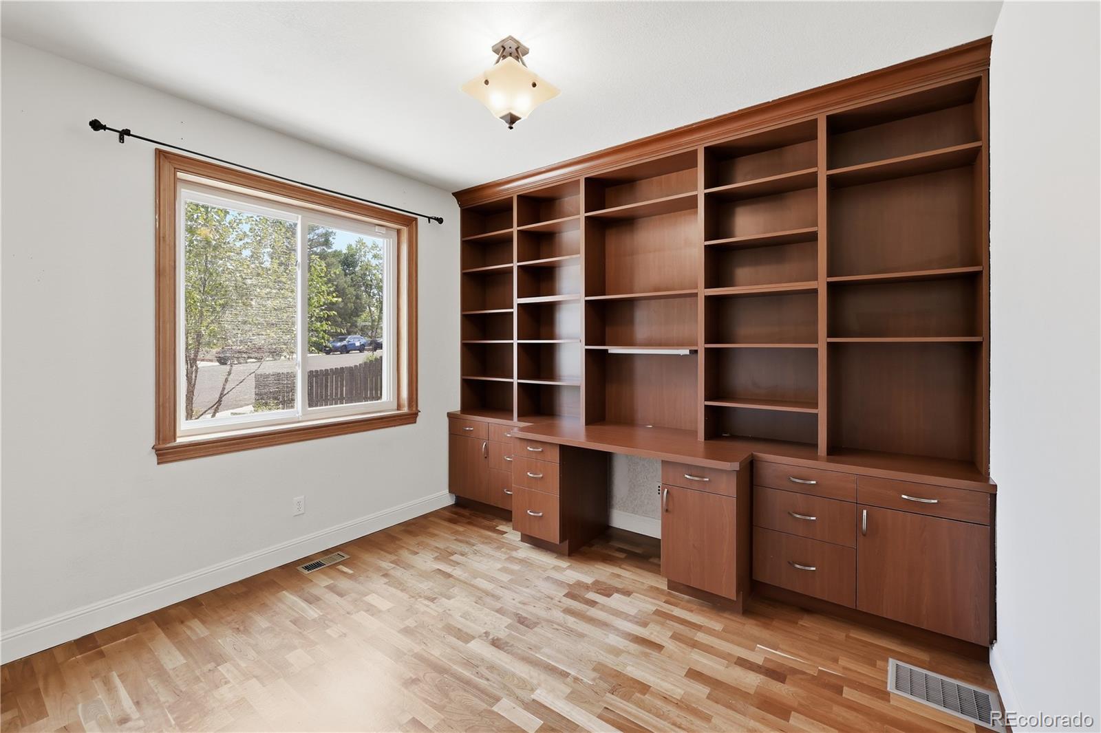MLS Image #8 for 2057 s ironton court,aurora, Colorado