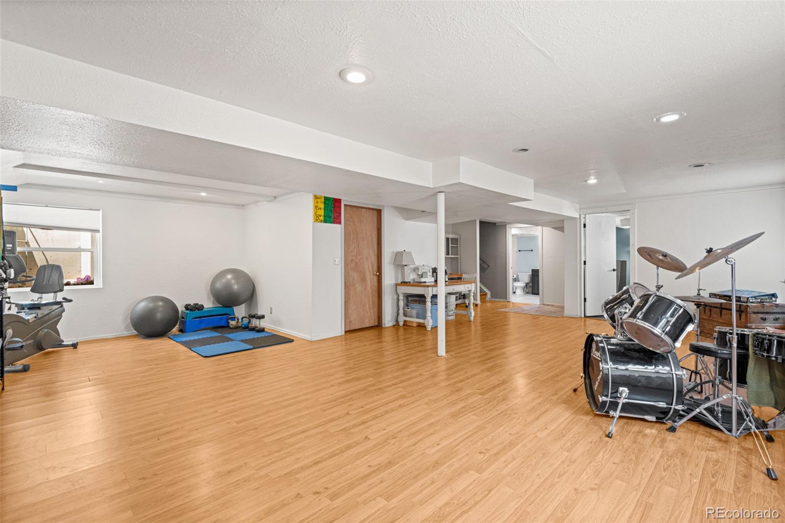 MLS Image #33 for 3084  signal creek boulevard,thornton, Colorado