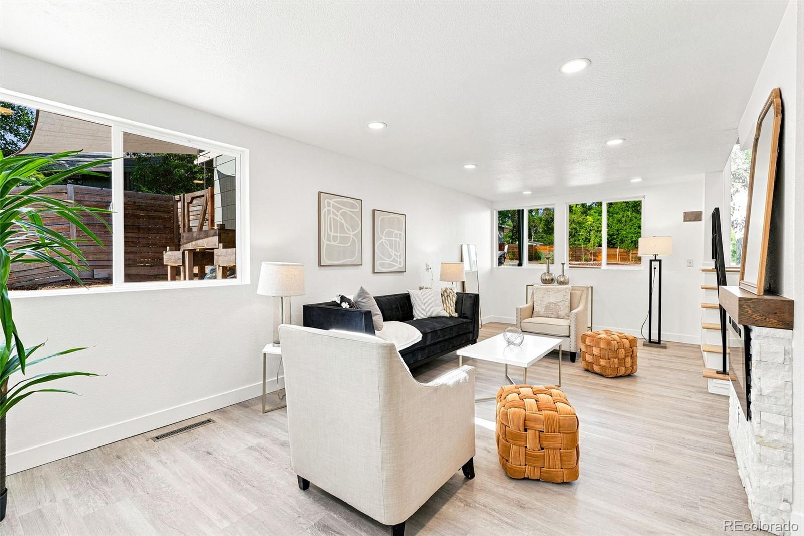 MLS Image #10 for 1426 s kearney street,denver, Colorado