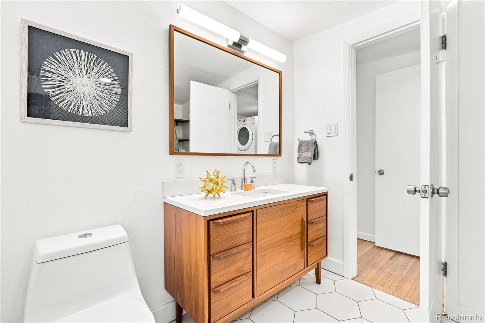 MLS Image #27 for 1426 s kearney street,denver, Colorado