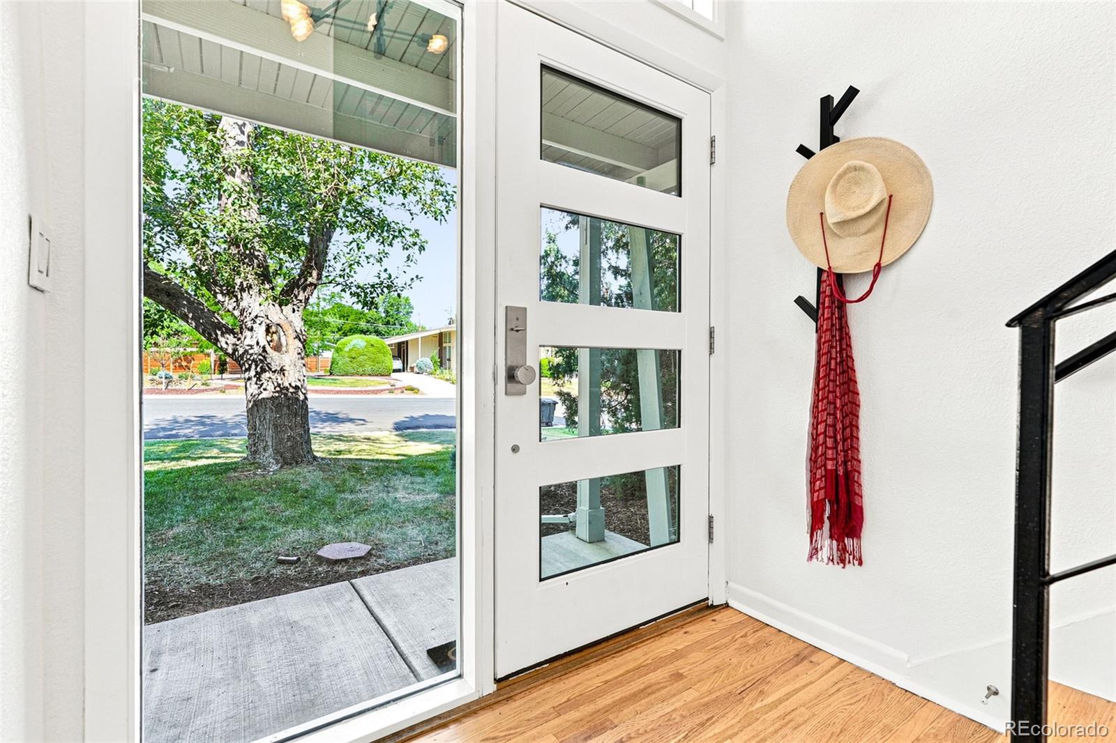 MLS Image #4 for 1426 s kearney street,denver, Colorado