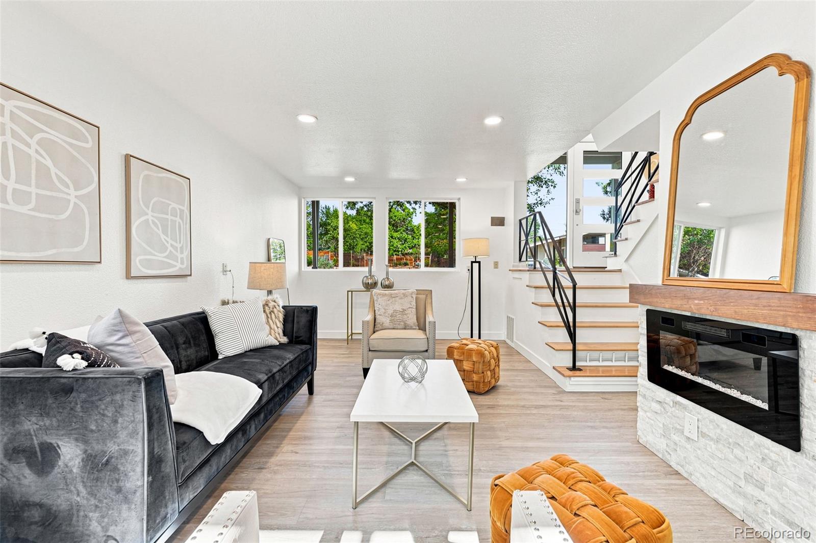MLS Image #5 for 1426 s kearney street,denver, Colorado