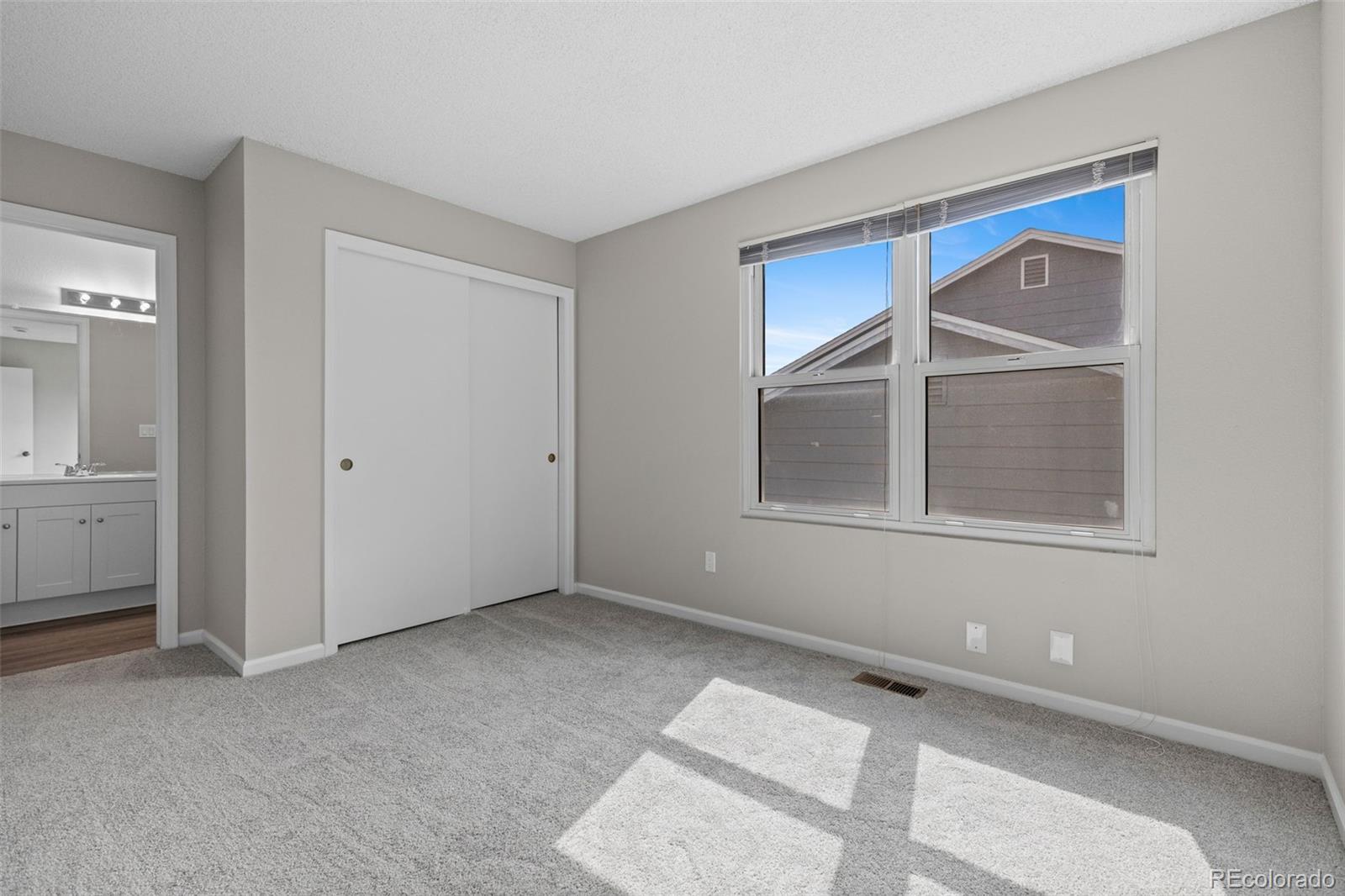 MLS Image #22 for 20922 e 43rd avenue,denver, Colorado