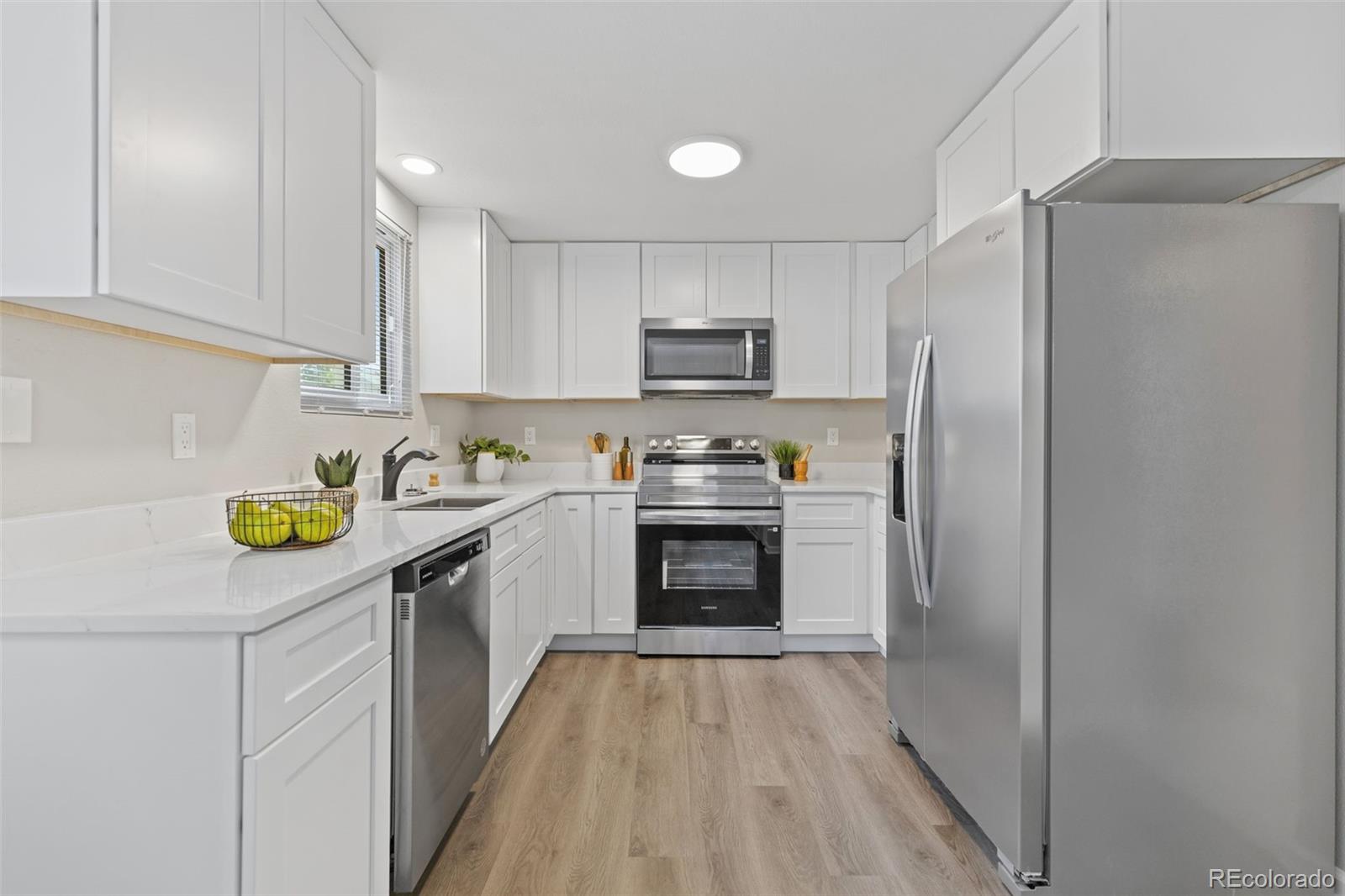 MLS Image #9 for 20922 e 43rd avenue,denver, Colorado