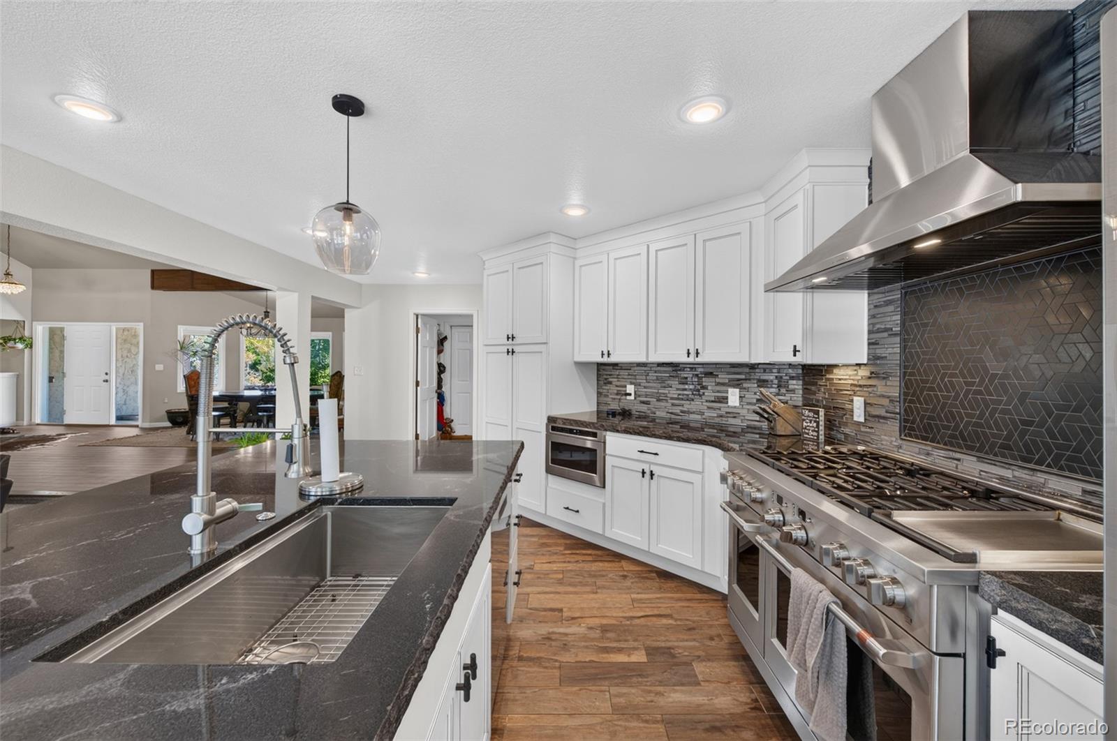 MLS Image #13 for 8  silver aspen ,littleton, Colorado