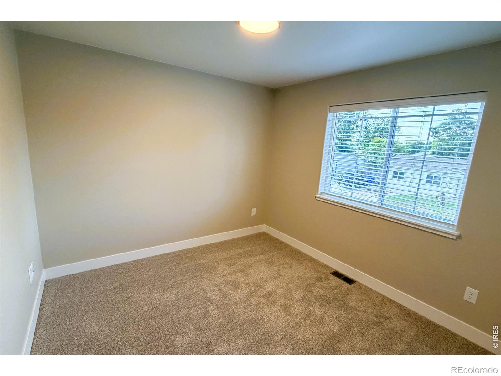 MLS Image #12 for 1327 e 4th street,loveland, Colorado