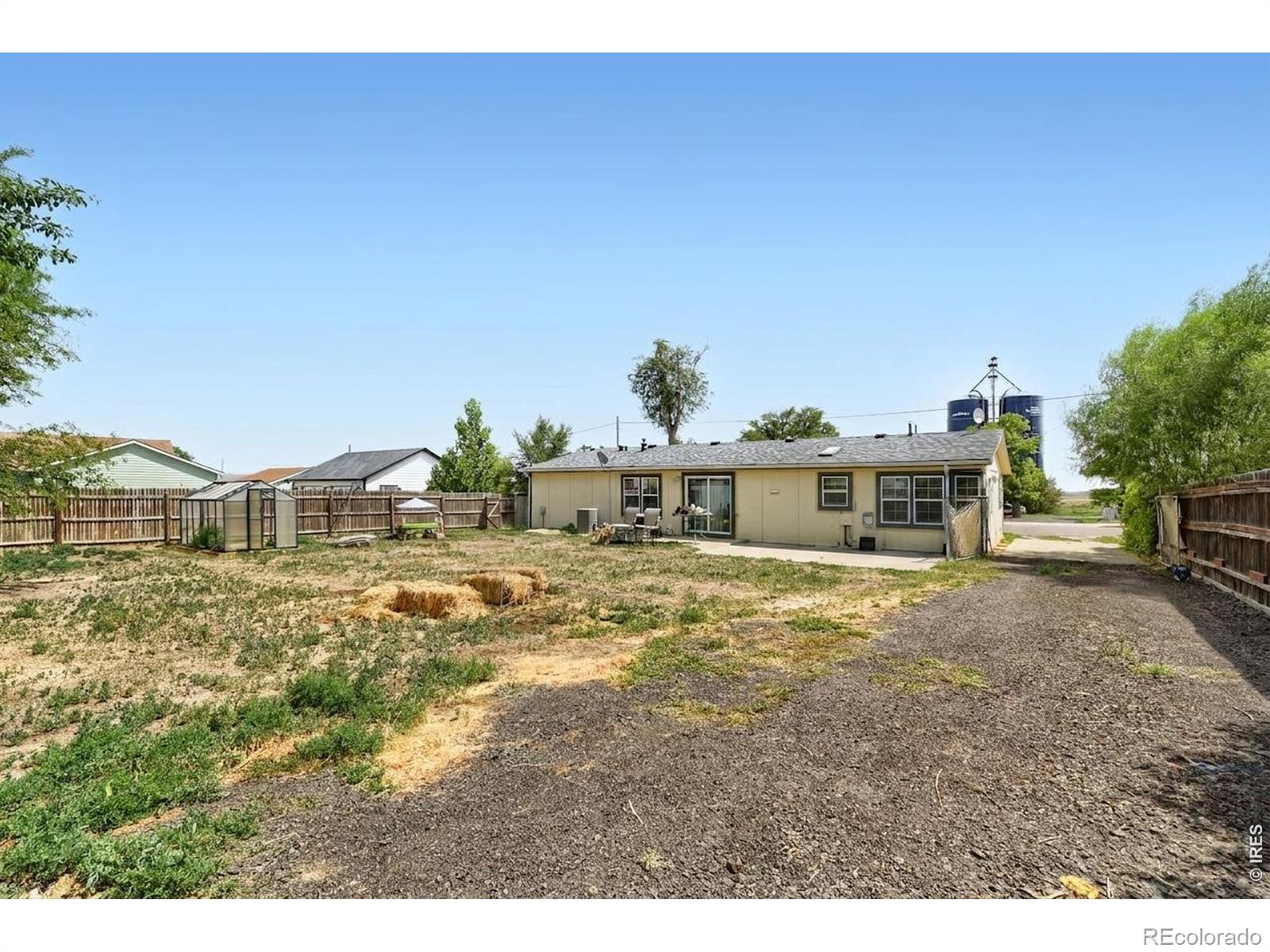 MLS Image #14 for 415 e woodward avenue,keenesburg, Colorado