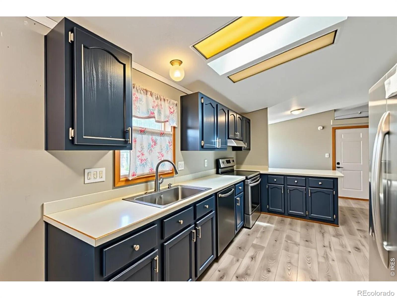 MLS Image #2 for 415 e woodward avenue,keenesburg, Colorado