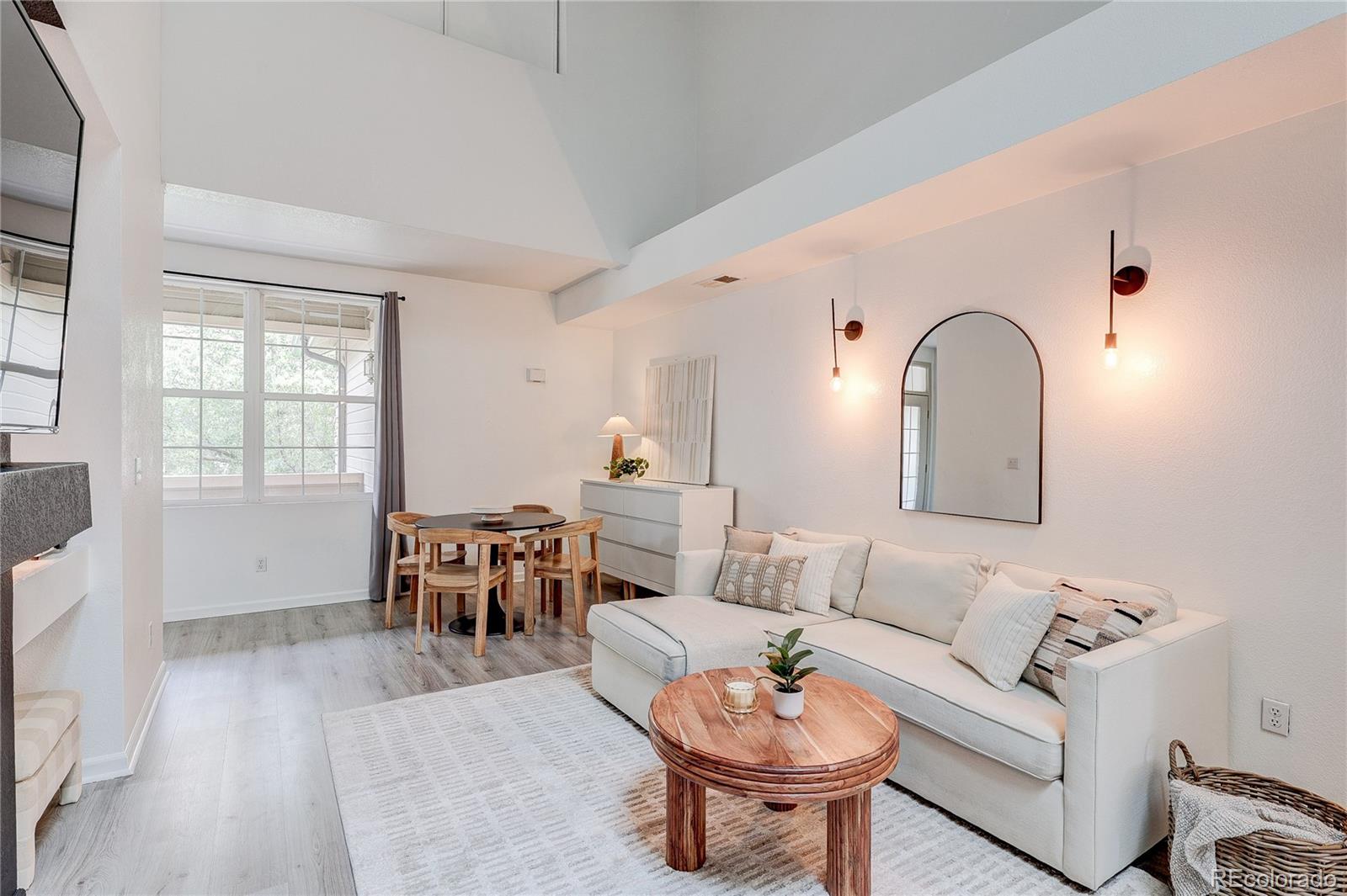 MLS Image #2 for 2812 w centennial drive d,littleton, Colorado