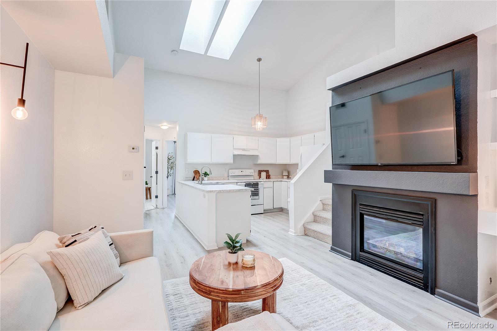 MLS Image #3 for 2812 w centennial drive d,littleton, Colorado