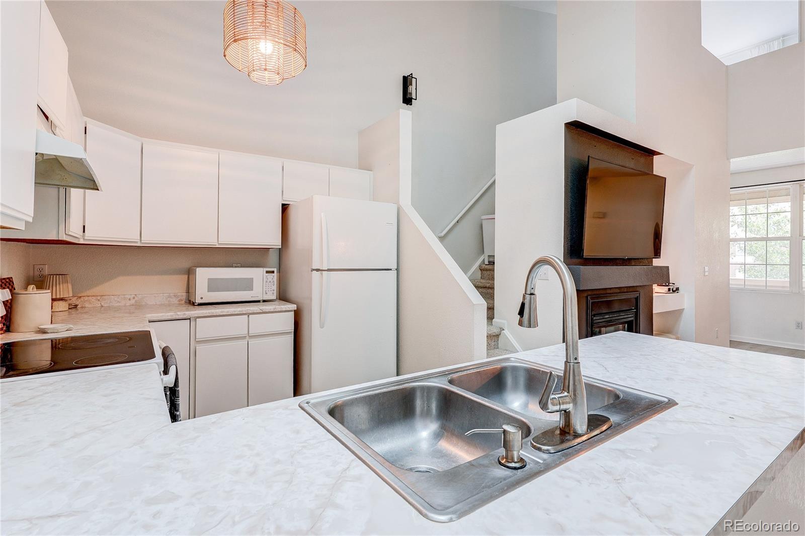 MLS Image #9 for 2812 w centennial drive d,littleton, Colorado