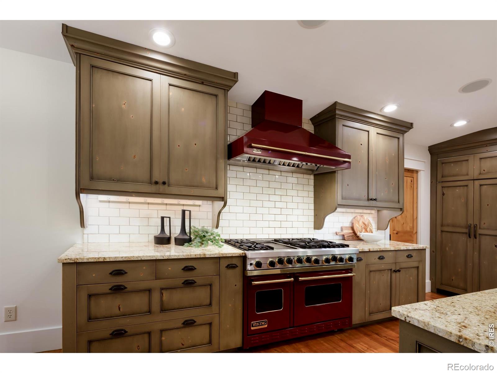 MLS Image #11 for 546  14th street,boulder, Colorado